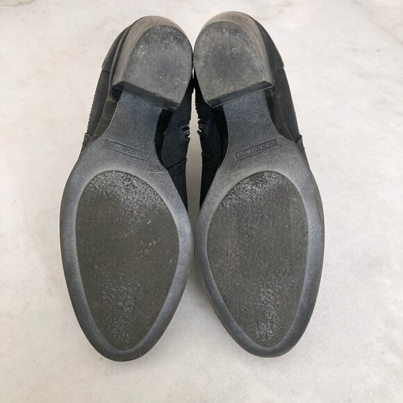 Vince Camuto Hayes black leather ankle boot (size 7) booties, side zippers - Picture 6 of 8